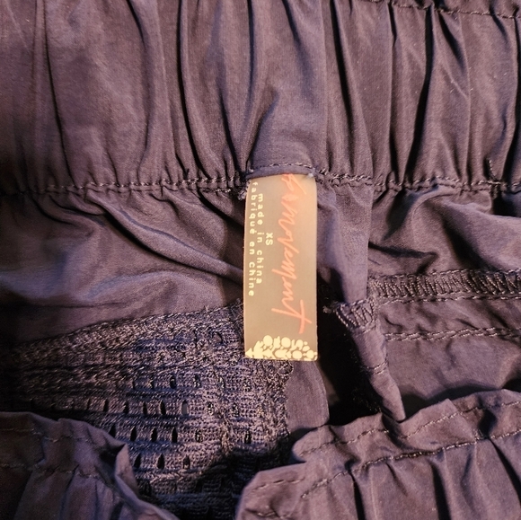 Free People Movement Athletic Shorts - Navy Blue - XS - Picture 7 of 7